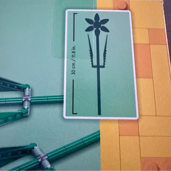 LEGO Daffodils 40747 | Botanical Collection | 216 pcs | NIB - Picture 5 of 5